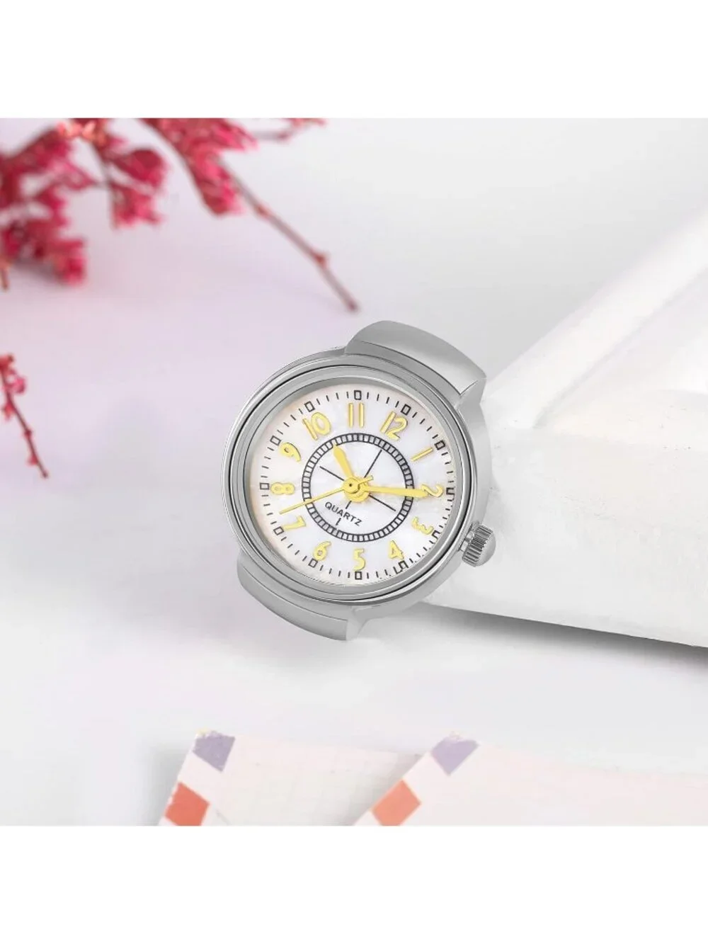 Women's Silver Scale Quartz Stretchy Band Elastic Simple Dial Finger Ring Watch